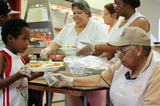 Macon County Alabama 2013 summer recreation program serving lunch